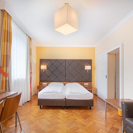 Villa Ceconi By Das Gruene Hotel Zur Post - 100% Bio Salzburg Ngoại thất bức ảnh