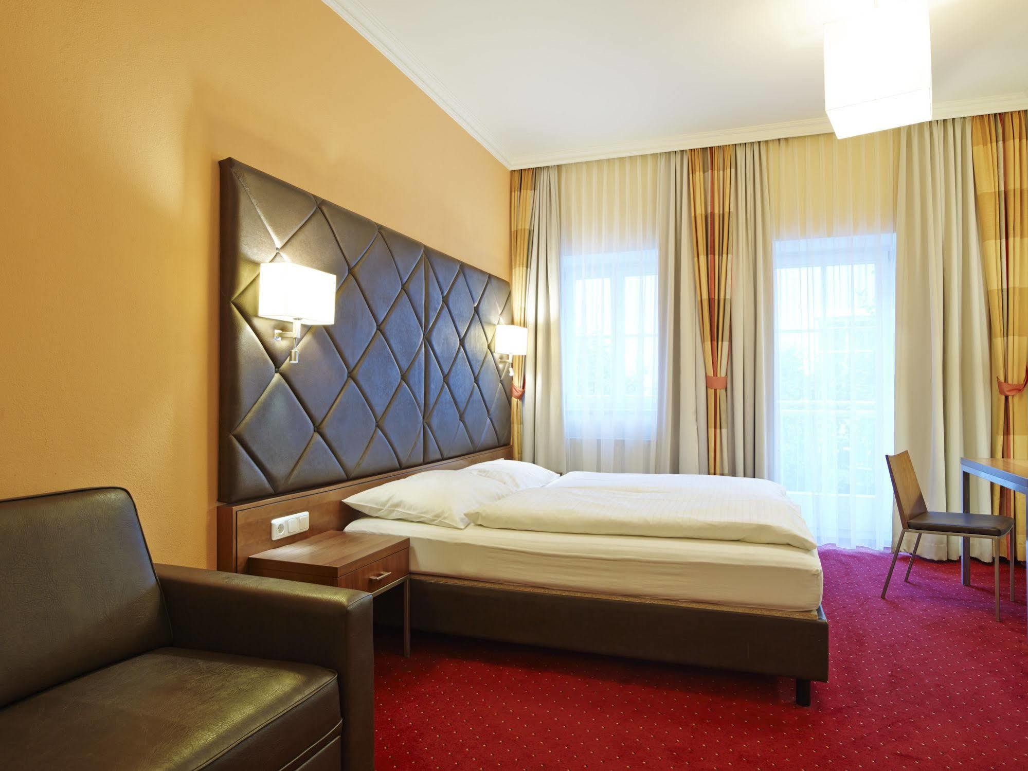 Villa Ceconi By Das Gruene Hotel Zur Post - 100% Bio Salzburg Ngoại thất bức ảnh